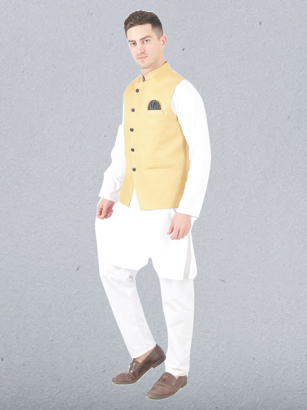 Men Kurta Set With golden Jacket - Tahvo India