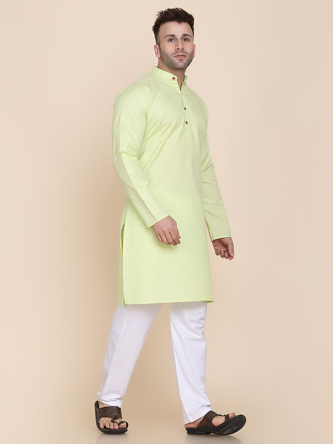 Men Green Solid Kurta - Tahvo India