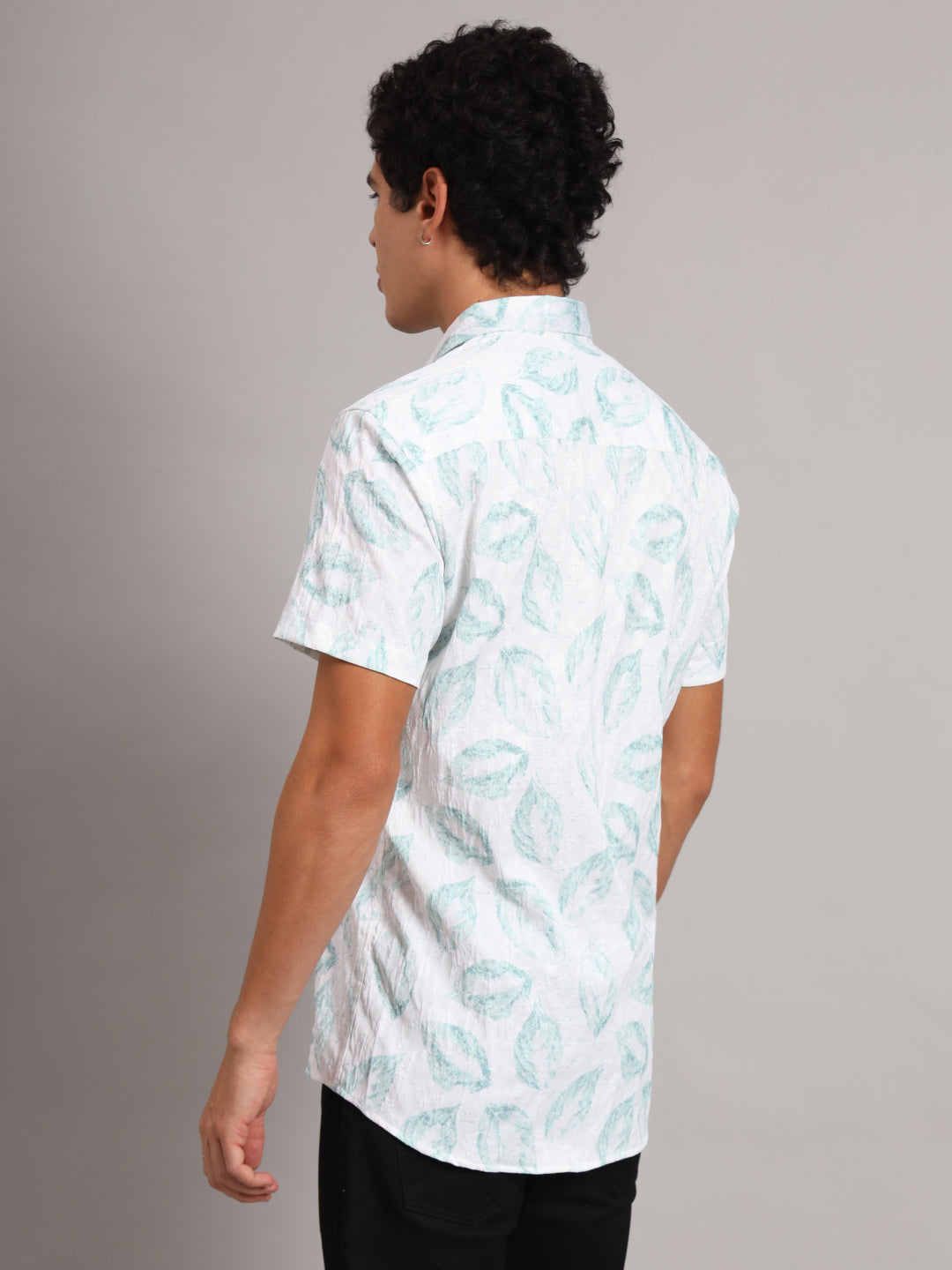 Men Casual Green Printed Shirt - Tahvo India