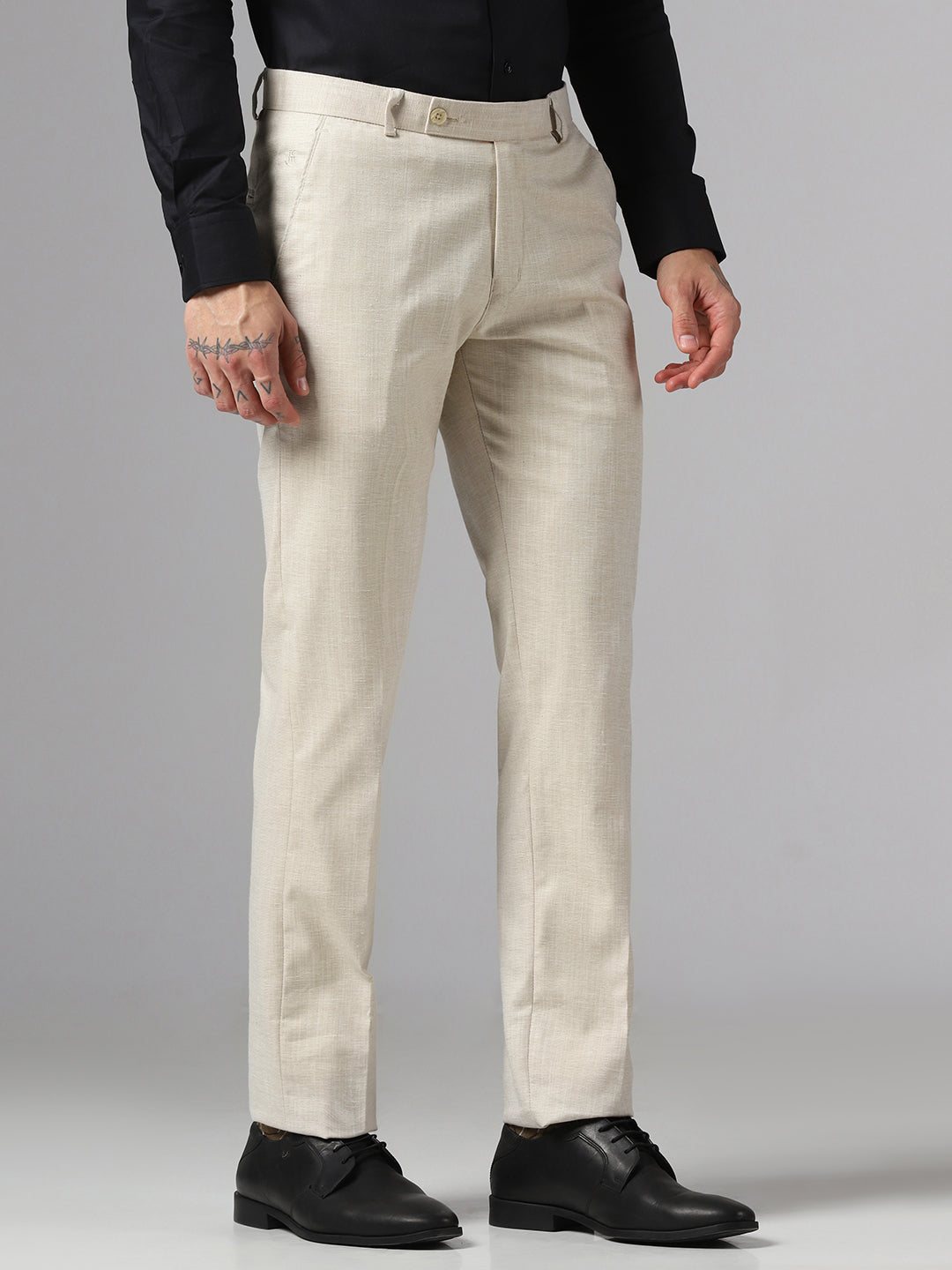 Men Beige Linen Trousers - Tahvo India