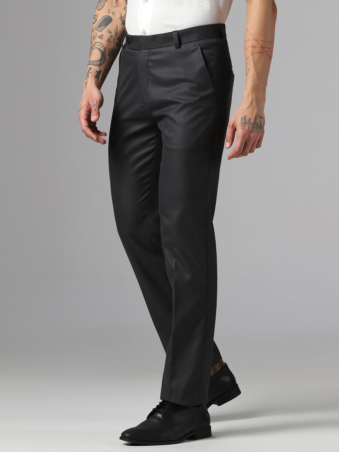 Men Brown Linen Trousers - Tahvo India