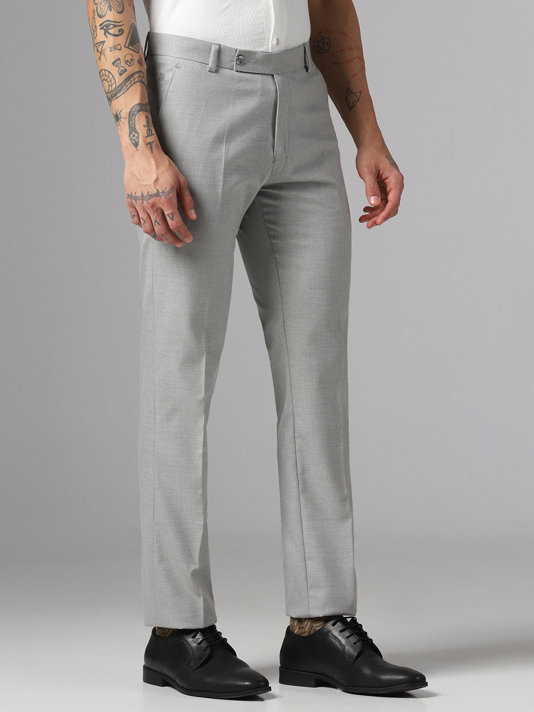 Men Light Grey Trousers - Tahvo India