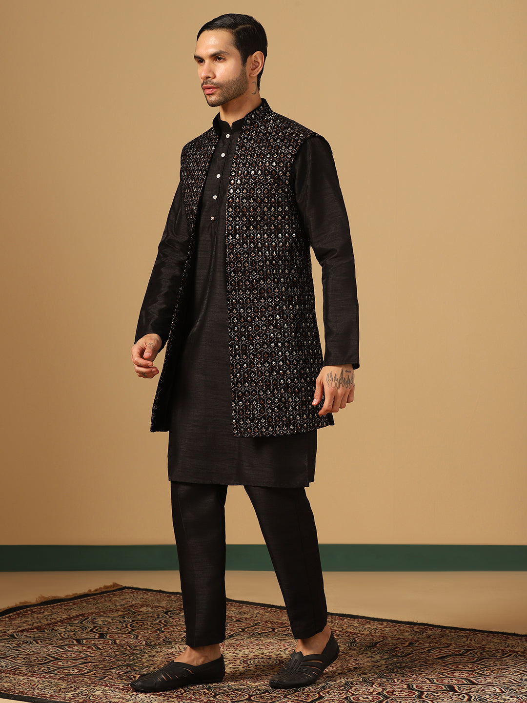 Embroidered Work Sherwani Set