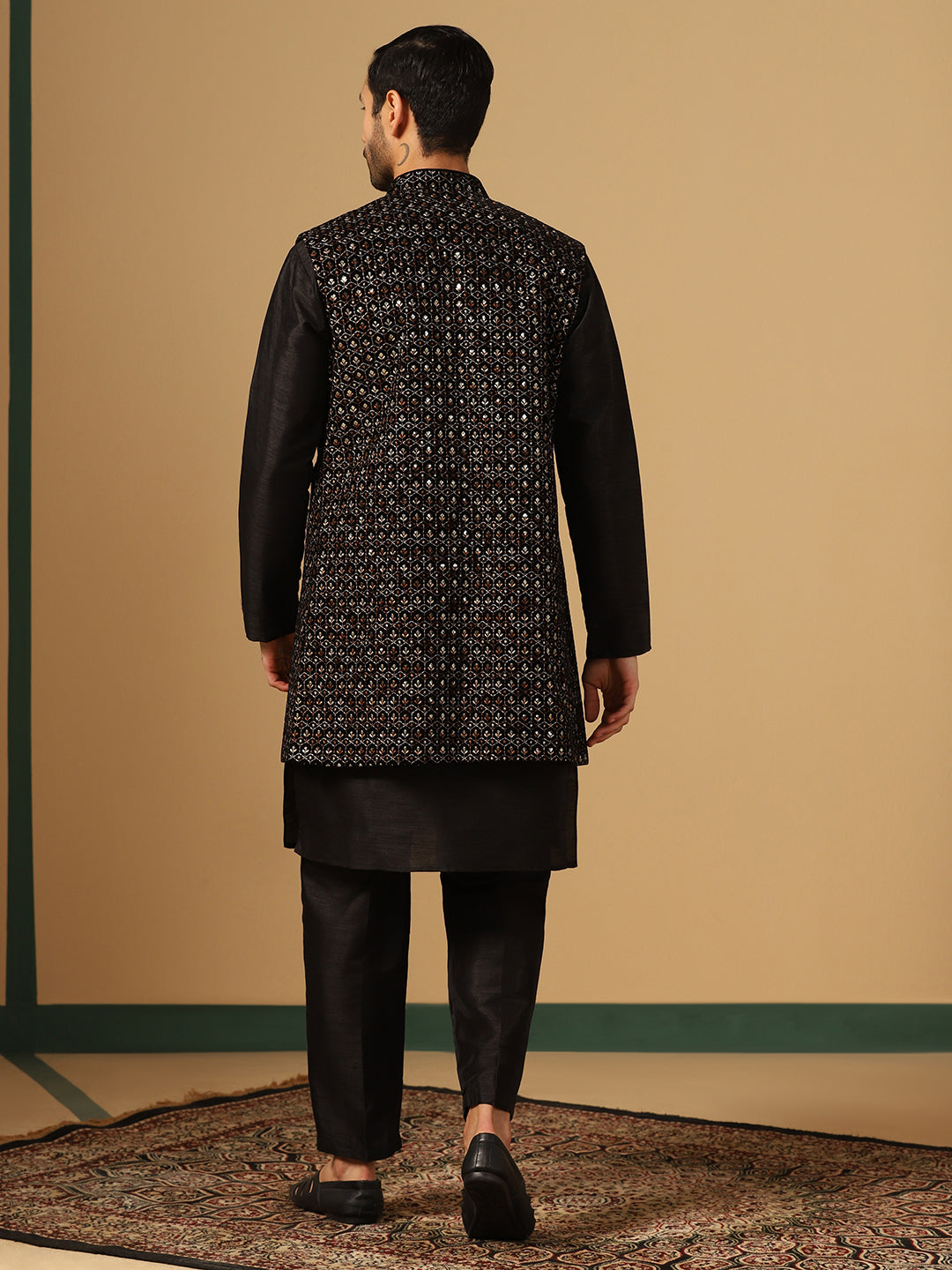 Embroidered Work Sherwani Set