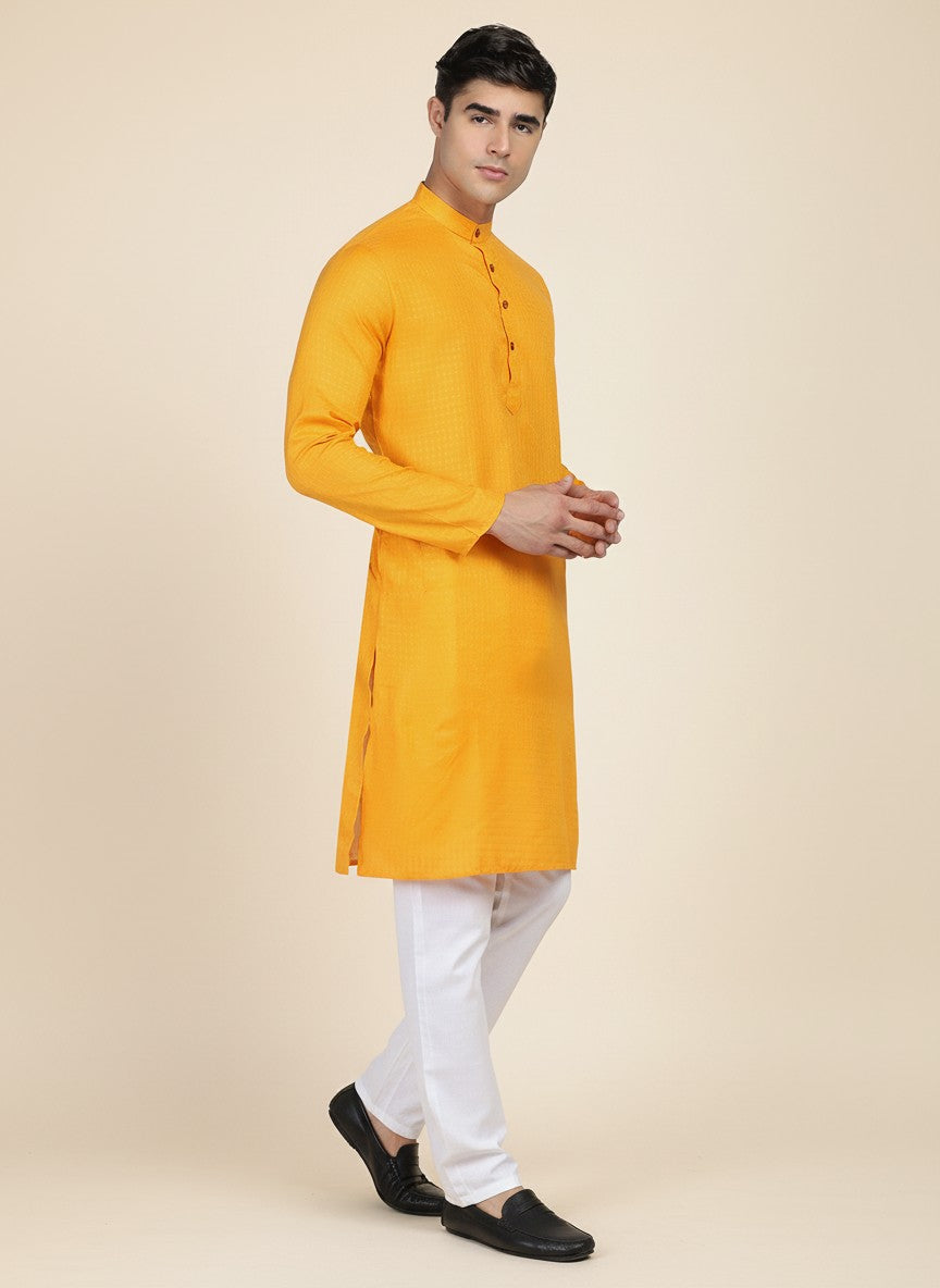 Men Yellow Slim Fit Kurta