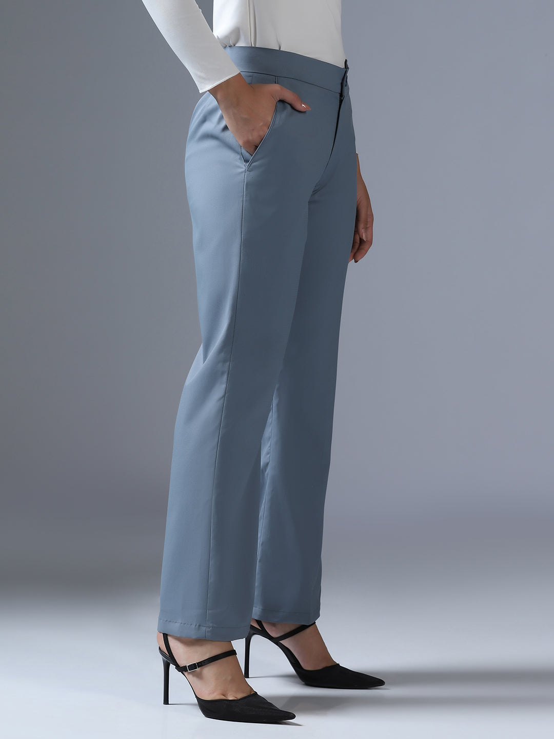 Women Blue Loose Trouser - Tahvo India