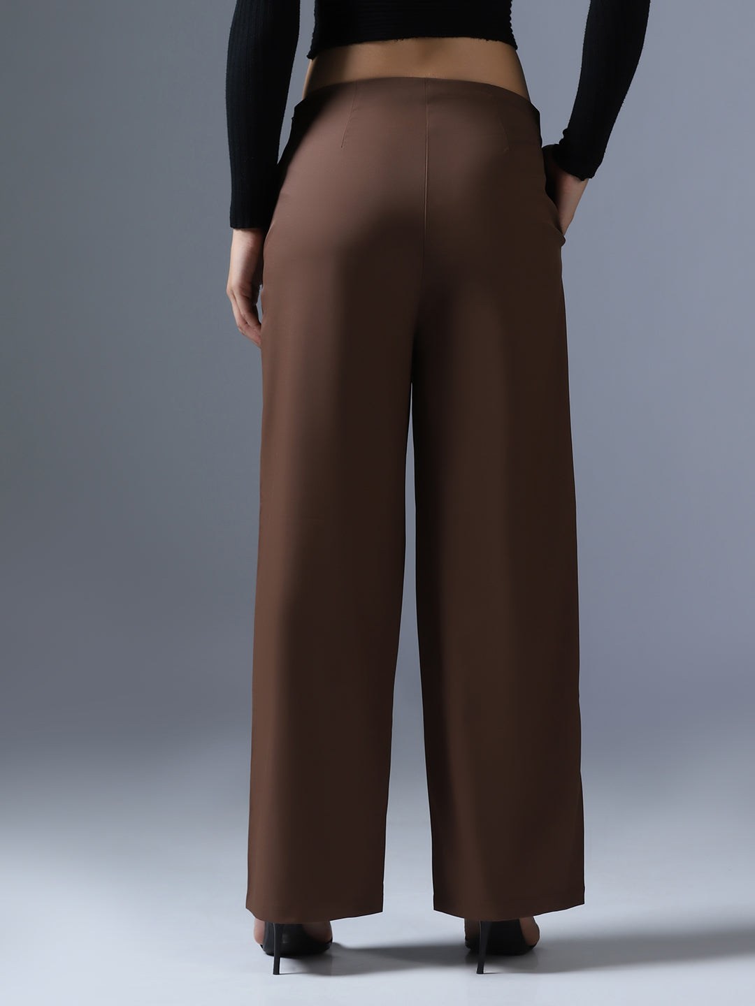 Women Brown side zip Trouser - Tahvo India