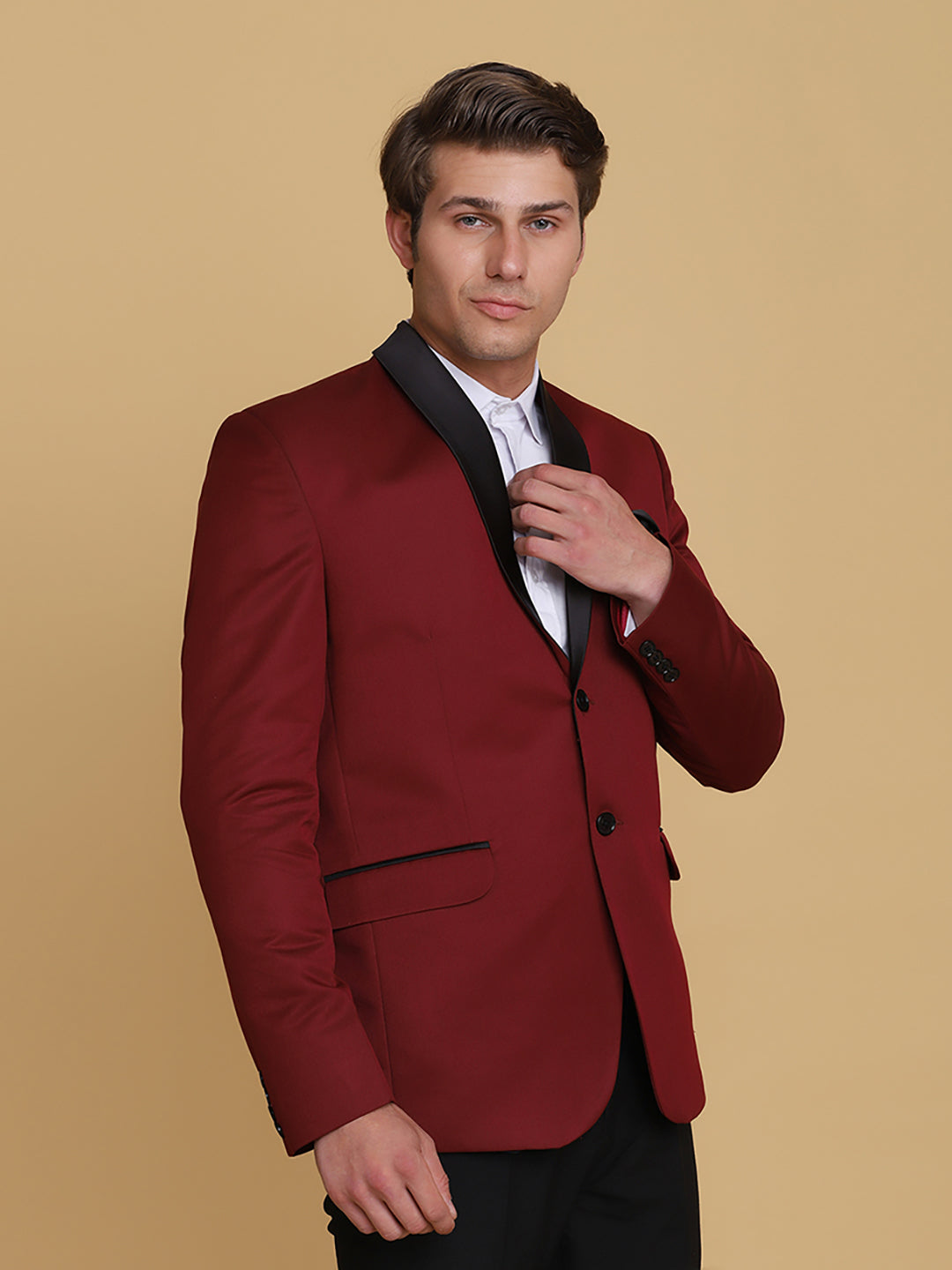 Men Maroon Tuxedo Suit - Tahvo India