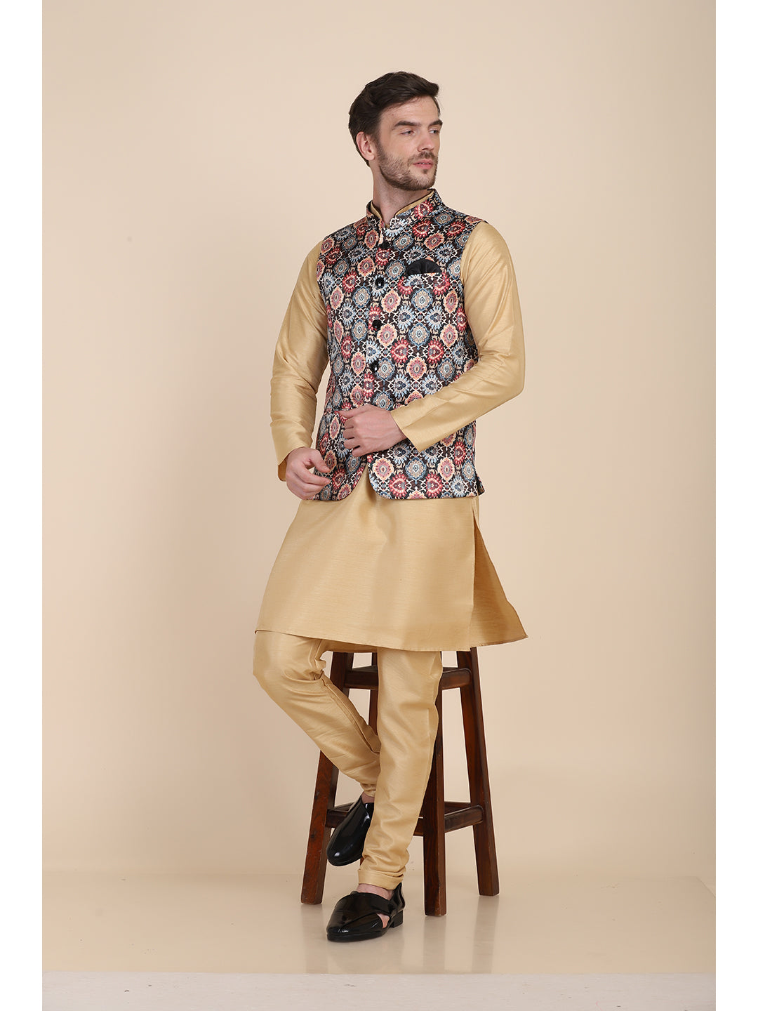 Men Kurta Set With Jacket - Tahvo India