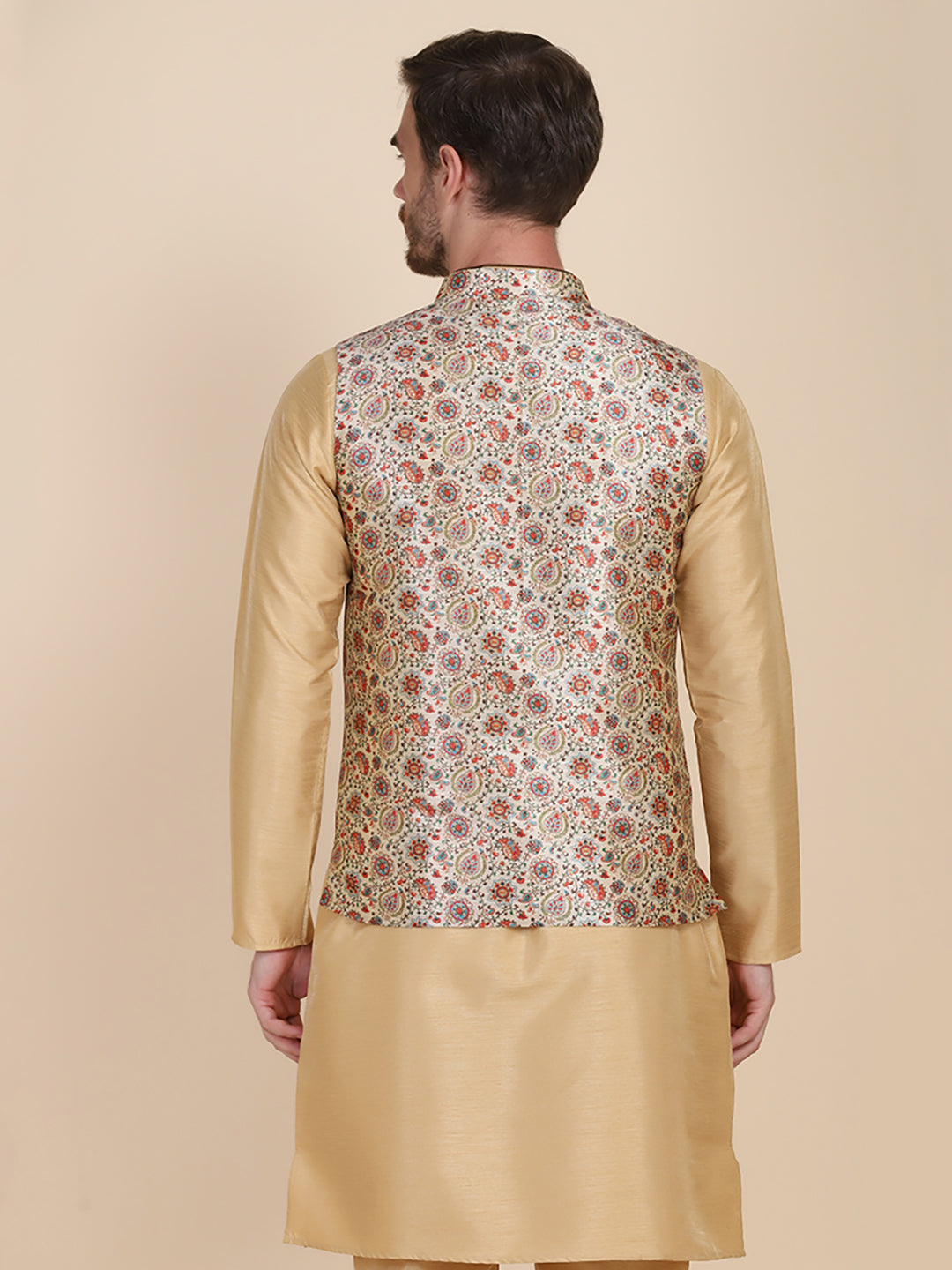 Men Kurta Set With Jacket - Tahvo India