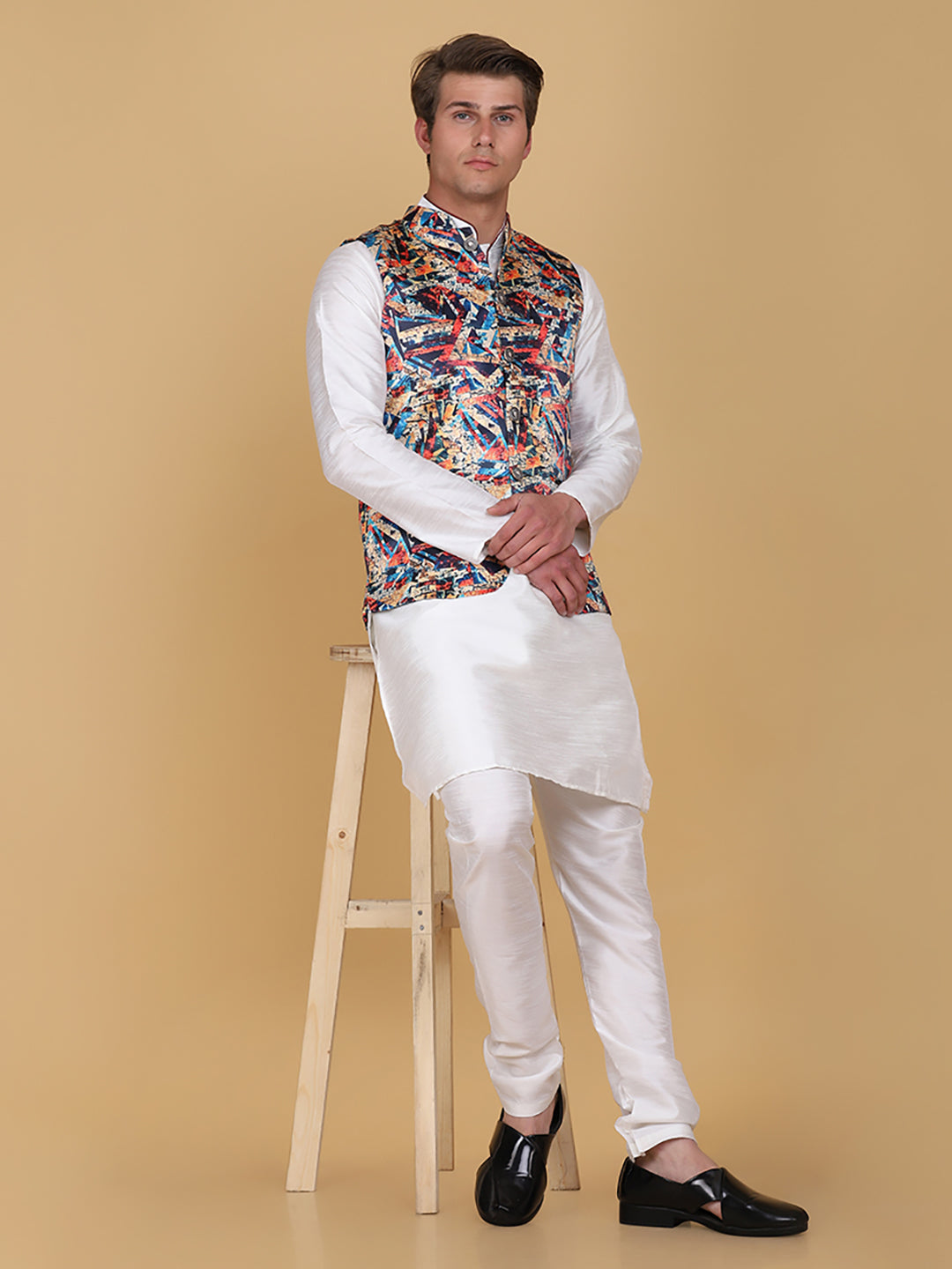 Men Kurta Set With Jacket - Tahvo India
