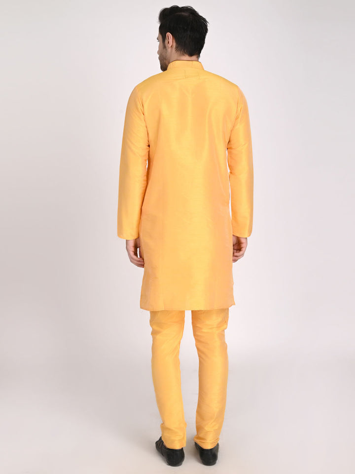 Men Silk Kurta With Churidar Pyjama - Tahvo India